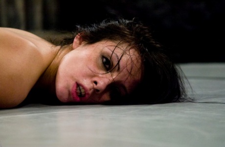 Ultimate Surrender performed by Isis Love, Lorena Sanchez Hot Pictures
