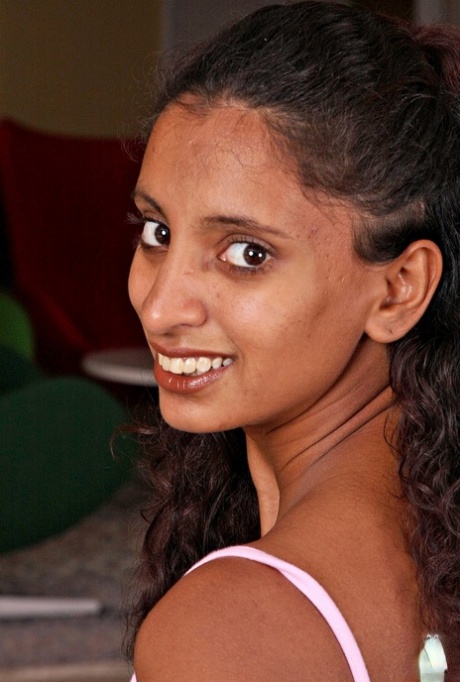 Sexy Indian babe Jhazira shows her natural tits & spreads her shaved pussy