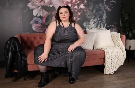 BBW XXX Adventures performed by Ashbashgirl Hot Pics