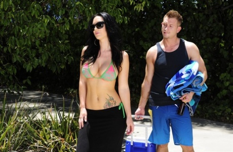 Dark haired girlfriend Jayden Jaymes flaunts her body while riding a dick